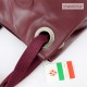 Ponadczasowy włoski fason damskiej torebki w kolorze bordowym
